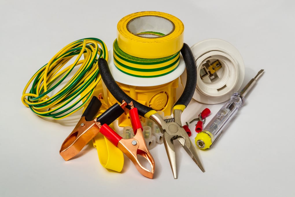 Kit spare parts and tools for electrical repairs in home or office